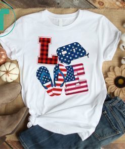 USA Flag 4th of July Flip Flop Camper USA Flag Love Camping T-Shirt