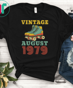 August 1979 T-Shirt 40 Years Old Shirt 1979 Birthday Gifts T-Shirt