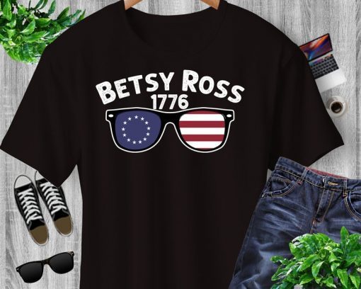 Betsy Ross Flag 1776 God Bless America Vintage T-shirt