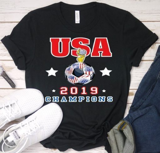 USA Women Soccer World Champions 2019, 4 stars, golden cup Unisex Gift T-Shirt