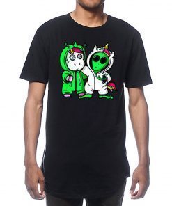 Unicorn vs Alien Costume Halloween Offcial T-Shirt