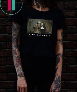 Halloween pennywise and valak say cheese Shirt