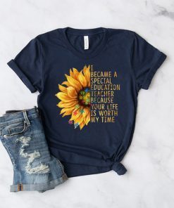 I Became A Social Worker For Autism Sunflower T-shirt