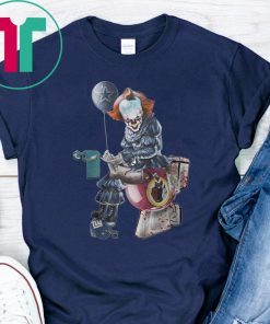It pennywise dallas cowboys sitting on washington redskins shirt