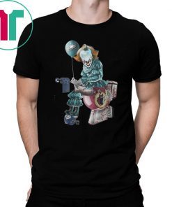 It pennywise philadelphia eagles sitting on washington redskins shirt