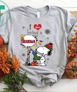Christmas Snoopy I Love Being A Grandma Shirt