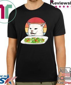 Angry women yelling at confused cat at dinner table meme T-Shirt