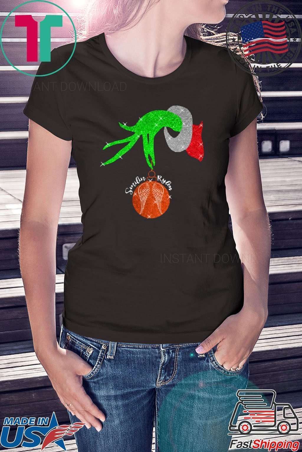 Grinch Hand Holding Ornament Smilin Rylean shirt