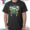 Baby Yoda Hug Philadelphia Eagles Tee Shirt