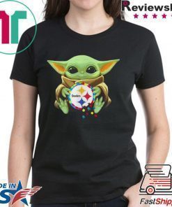 Baby Yoda hug Autism Pittsburgh Steelers shirt