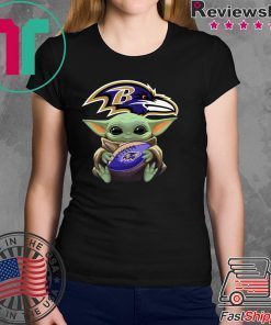 Baby Yoda hug Baltimore Ravens Tee Shirt