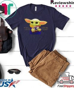 Baby Yoda hug Baltimore Ravens shirt