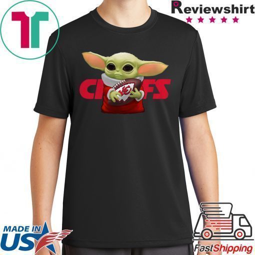 Star Wars Baby Yoda hug Kansas City Chiefs shirt