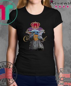 Yoda Baby hugs Crown Royal whisky wine Tee Shirt