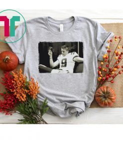 JOE BURROW CIGAR-SMOKING T-SHIRT