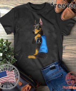 Doberman Tattoos I Love MOM Sitting Funny Gift Mother's Day Tee Shirts