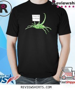 Hug Me I'm Irish Facehugger Alien Funny St. Patrick's day T-Shirt