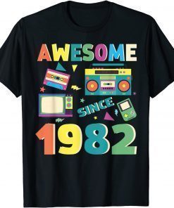 Awesome Since 1982 Vintage 1982 40th Birthday 40 Years Old Gift T-Shirt