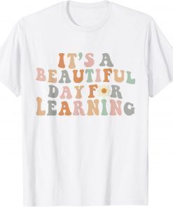 It's Beautiful Day For Learning Retro Teacher Students Women Vintage T-Shirt