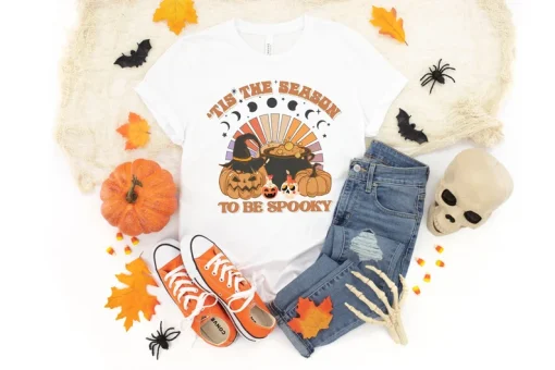 Tis The Season To Be Spooky Halloween T-Shirt