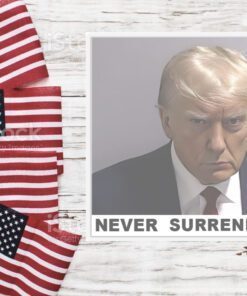 Donald Trump 2024 Never Surrender Kiss Cut Sticker