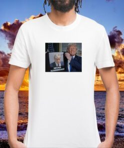Trump 2024 Shows Off Trump Mugshot Never Surrender Hat Youth Mens T-Shirt