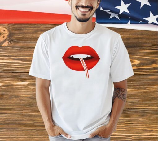 Mixoloshe lips logo T-shirt