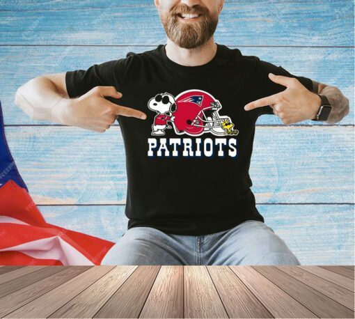 New England Patriots Snoopy And Woodstock T-shirt