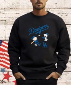 Peanuts Charlie Brown And Snoopy Playing Baseball Los Angeles Dodgers T-shirt