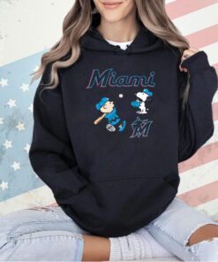 Peanuts Charlie Brown And Snoopy Playing Baseball Miami Marlins T-shirt