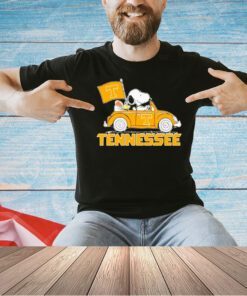 Tennessee Volunteers Snoopy driving car T-shirt