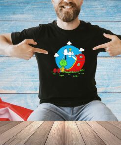 Charlie Brown Snoopy and Woodstock Peanuts Beagle extraterrestrial comic dog extraterrestrial T-shirt