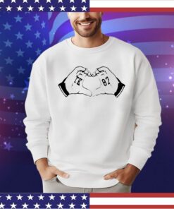 Travis Kelce heart hand shirt