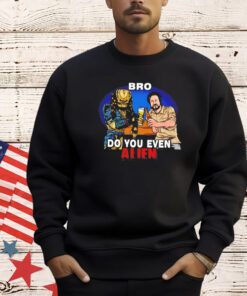 Yautja and Giorgio Tsoukalos enjoying a beer together bro do you even alien shirt