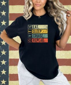 Eat Sleep Cruise Repeat Family Cruise Vacation Retro Vintage T-Shirt