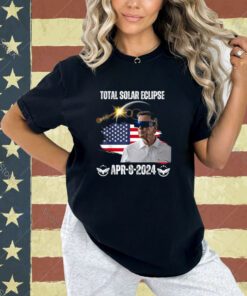 Funny Joe Biden Total Solar Eclipse Apr 8 2024 Glasses T-Shirt
