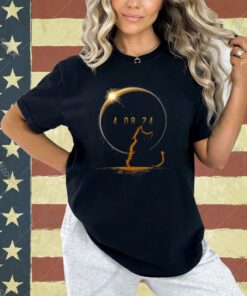 Solar Cat Eclipse, View Totality April 8 2024 Astronomy Cat T-Shirt