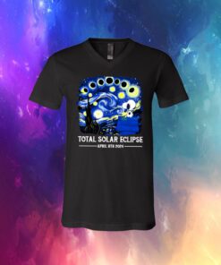 Snoopy and Woodstock Total Solar Eclipse 2024 V-Neck Shirt