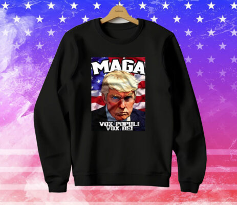 Seaofmud Trump Maga Mug Shot Vox Populi Vox Dei T-Shirt
