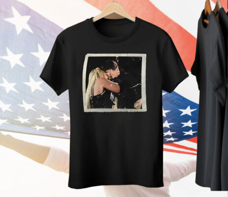 Liv Morgan Dominik Mysterio Kiss Photo Tee Shirt