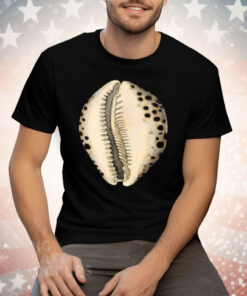 LEOPARD COWRY SHELL Tee Shirt