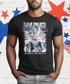 Fantastic Four First Steps Marvel Disneyland Superhero Comic T-Shirt